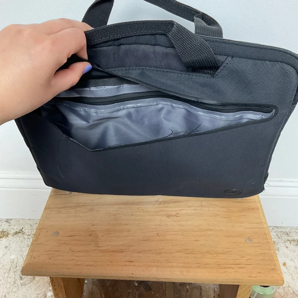 Dell Soft Shell Laptop Carrier Case | Laptop Case | Fits up to 14